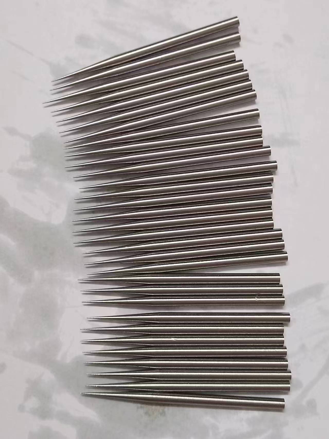 Non-standarHard Steel Core Pins